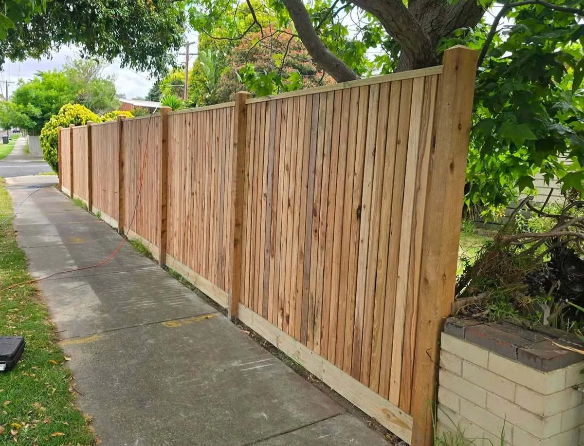 Fence Repairs and Maintenance